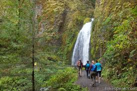 Multnomah Falls - Hiking
